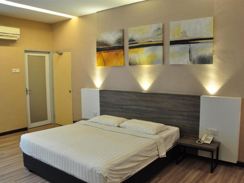 Frazel Inn Hotel Parit Buntar Exterior foto
